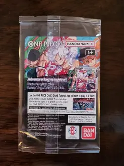 One Piece College Basketball US Voyage Monkey.D.Luffy Card New In Package - Image 2