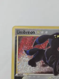 Pokemon Celebrations Classic Collection Umbreon Holo 17/17 - Image 2