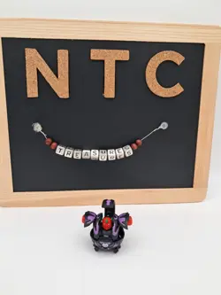 Bakugan Battle Brawlers Darkus Warius B2 Classic Rare W/ Card - Image 2