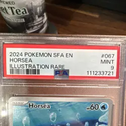2024 Pokemon Sv: Shrouded Fable #067 Illustration Rare Horsea Holo PSA 9 - Image 4