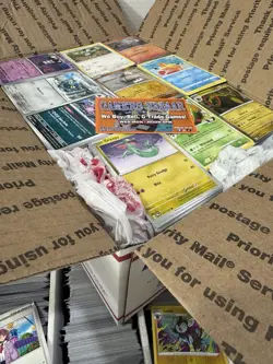 🔥 17lbs 4200+ UNSEARCHED Pokemon Bulk Lot! Some Holos & Vintage Cards LP/NM ✨ - Image 1