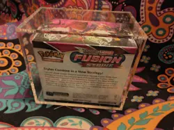 Pokemon TCG - Sword & Shield - Fusion Strike - Booster Box - Factory Sealed - Image 3