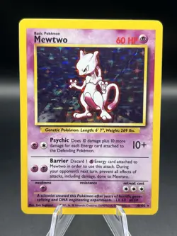 Pokemon TCG Mewtwo 010/102 Base Set Holo - Image 1