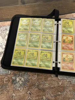 Vintage Binder Pokemon Base Set (over 300 Cards) - Image 3