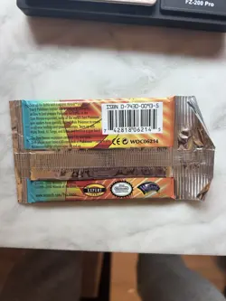 FACTORY SEALED Pokemon Gym Heroes ERIKA LONG Booster Pack WOTC 2000 20.93 HEAVYU - Image 4