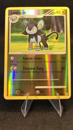 Luxio 52/130 Diamond & Pearl Reverse Holo Uncommon 2007 Pokemon TCG Card - Image 1