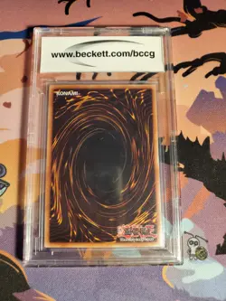 Yugioh Dark Magician Cards Legendary Collection BCCG 10 Mint Limited LC01 - Image 2