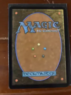 Roaming Throne (Borderless) The Lost Caverns of Ixalan Regular - Image 2