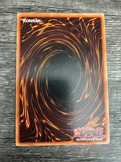 2002 Yu-Gi-Oh! LOB-001 UNLIMITED BLUE-EYES WHITE DRAGON UNGRADED - Image 2