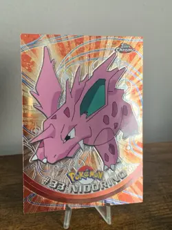 Pokemon Nidorino Pokemon 2000 Topps Chrome #33 - Image 2