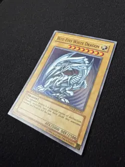 Blue-Eyes White Dragon DPKB-EN001 1st Edition Yugioh Card LP - Image 2