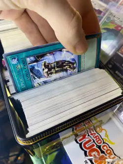 BULK JOB LOT UNSORTED YUGIOH CARDS - Image 2