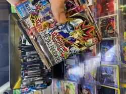 30+ Packs Yu-Gi-Oh! Including LOB, SRL, IOC, PSV and more! Opened bulk unsorted - Image 2