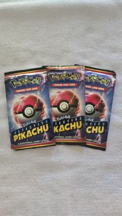 Detective Pikachu Pokemon Promo 4 Card Booster Pack [3pk] - Image 1