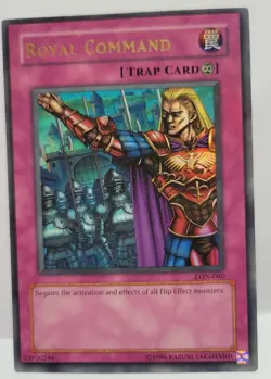 YUGIOH ROYAL COMMAND LON-080 ULTRA MISCUT OFF CENTER LIGHT PLAYED - Image 1