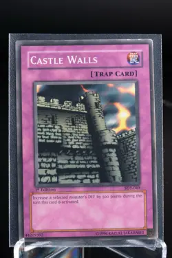 Castle Walls Starter Deck Yugi SDY-049 1st Edition Yu-Gi-Oh Card LP - Image 1
