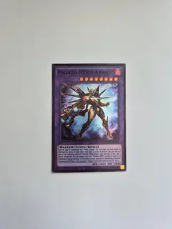 Yugioh Maze of Muertos - Masked HERO Atomic - MZMU-EN016 - Super Rare - Image 1
