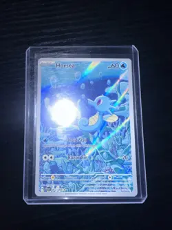 Pokemon Horsea 067/064 Holo Illustration Rare Sv: Shrouded Fable English Card - Image 1