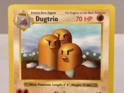 Dugtrio 019/102 Base Set (Shadowless) Rare Pokemon Card WOTC - Lightly Played - Image 3