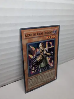 Yu-Gi-Oh! - Kycoo The Ghost Destroyer Super Rare / Holo LON-062 - Image 2
