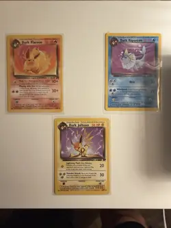 POKEMON TEAM ROCKET EEVEELUTIONS DARK FLAREON 35/82 JOLTEON 38/82 VAPOREON 45/82 - Image 1