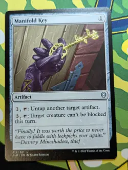 Manifold Key - CLB - 319/361 - MTG - TCG Card - Image 1