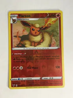 Pokemon Card Vivid Voltage Reverse Holographic Flareon 026/185 Near Mint - Image 1