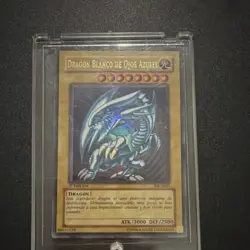 Yu-Gi-Oh! Blue-Eyes White Dragon 3000 ATK SDK-001 1st Edition Holo Kaiba Deck - Image 1