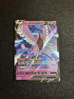 Pokemon TCG Galarian Articuno V Chilling Reign 058/198 Holo Ultra Rare - Image 1