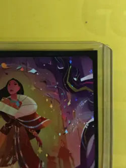 CARTE DISNEY LORCANA POCAHONTAS 241/204 ICONIQUE GIVRESORT CHAPITRE 11 FR RARE - Image 4