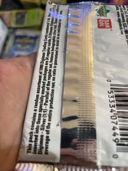 1999 Upper Deck Bandai Digimon Series 1 Trading Card Sealed Booster Pack x 1 - Image 4