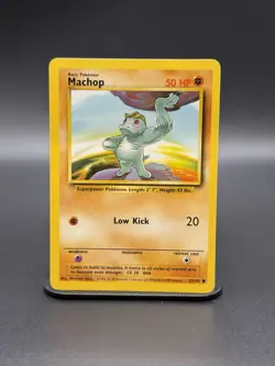 Machop 052/102 Base Set Regular (LP) VINTAGE POKEMON - Image 1