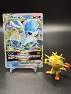Glaceon VSTAR SWSH197 SWSH: Sword & Shield Promo Cards Holo - Image 1