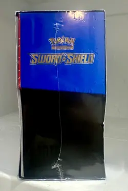 Pokemon Sword and Shield base Zamazenta Elite Trainer Box (ETB) SEALED - Image 2
