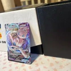 Pokemon TCG Mew VMAX Ultra Rare Holo Swsh08: Fusion Strike 114/264 NM Condition - Image 4