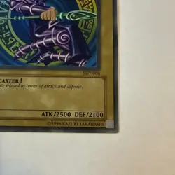 Dark Magician SDY-006 Ultra Rare Starter Deck: Yugi Yu-Gi-Oh - Image 4