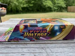 Pokemon TCG -Charizard Theme Deck - Vivid Voltage - Image 4