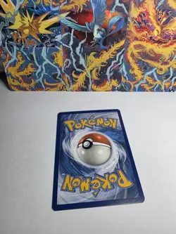 Pokemon TCG - Umbreon - Lost Thunder - 120/214 - Reverse Holo - Ultra Rare Mint - Image 4