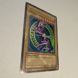 Yu-Gi-Oh! TCG Dark Magician Yugi SDY-006 Unlimited Ultra Rare Card MP/HP - Image 1