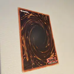 Yu-Gi-Oh! TCG Dark Magician Yugi SDY-006 Unlimited Ultra Rare Card MP/HP - Image 2