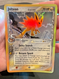 2005 Pokemon card LP EX Delta Species Jolteon Reverse Holo #7/113 - Image 1