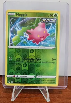 2021 Pokemon Hoppip (002/203) - Reverse Holo - Evolving Skies Set - Image 1