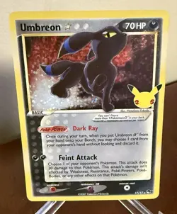 Umbreon Star ⭐ 17/17 Celebrations: Classic Collection Pokemon - Image 1