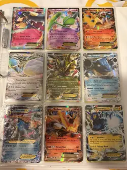Pokemon binder of old cards most in okay condition - Image 5