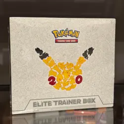 Pokemon Generations Elite Trainer Box (ETB) - English, Factory Sealed inkl Acryl - Image 2