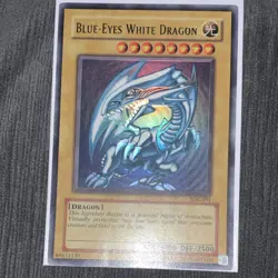 Konami Blue-Eyes White Dragon SDK-001 Ultra Rare Holo Yu-Gi-Oh! TCG - Image 1