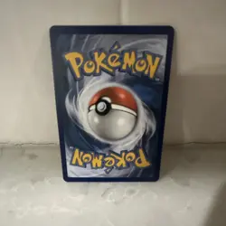 Umbreon Star 17/17 Celebrations: Classic Collection Basic Holo Pokemon TCG - Image 2