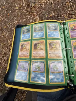 Vintage Pokemon Binder With Over 125+ Fossil Cards (1999) - Image 3