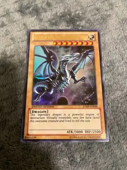 Blue-Eyes White Dragon - JUMP-EN068 - Ultra Rare - Limited Edition - Promo - VLP - Image 1