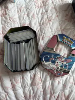 POKEMON TCG CARD BULK LOT - COMMONS, HOLOS, REVERSE HOLOS & MORE - Image 1